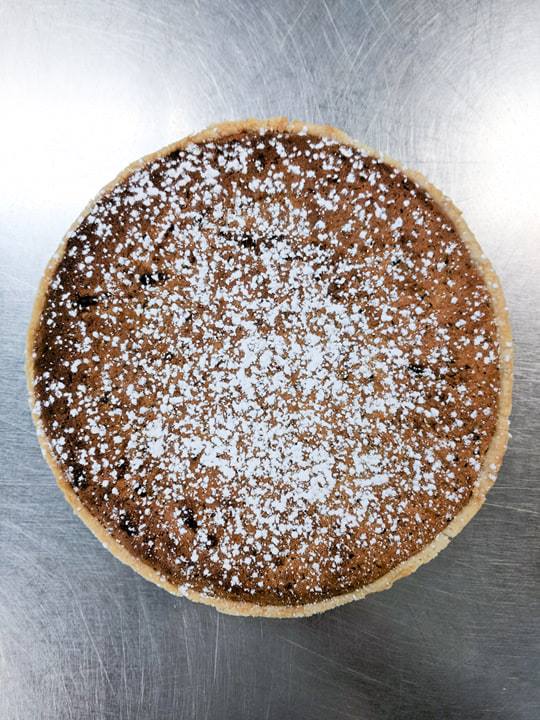 Mixed nut tart viewed from above 