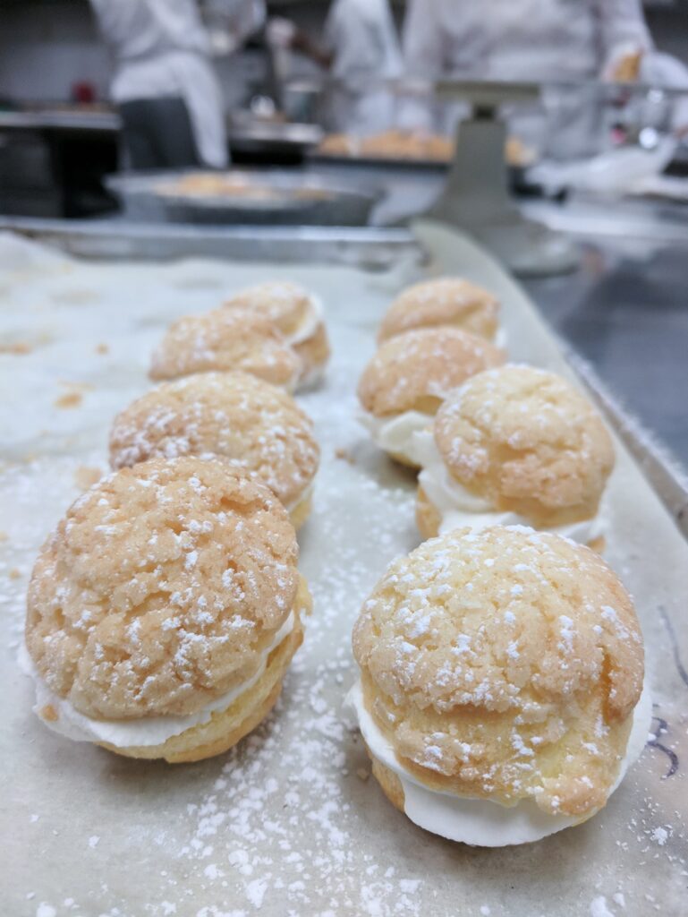 Choux au craquelin (crunchy cream puffs) 