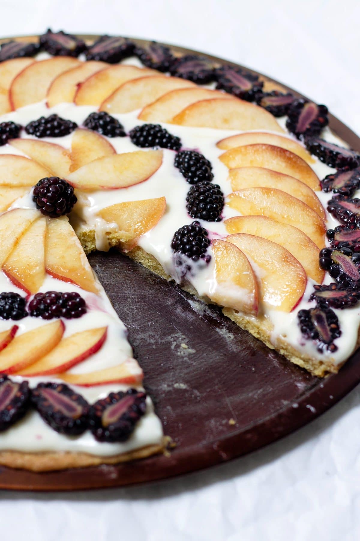 Peach and Blackberry Fruit Pizza